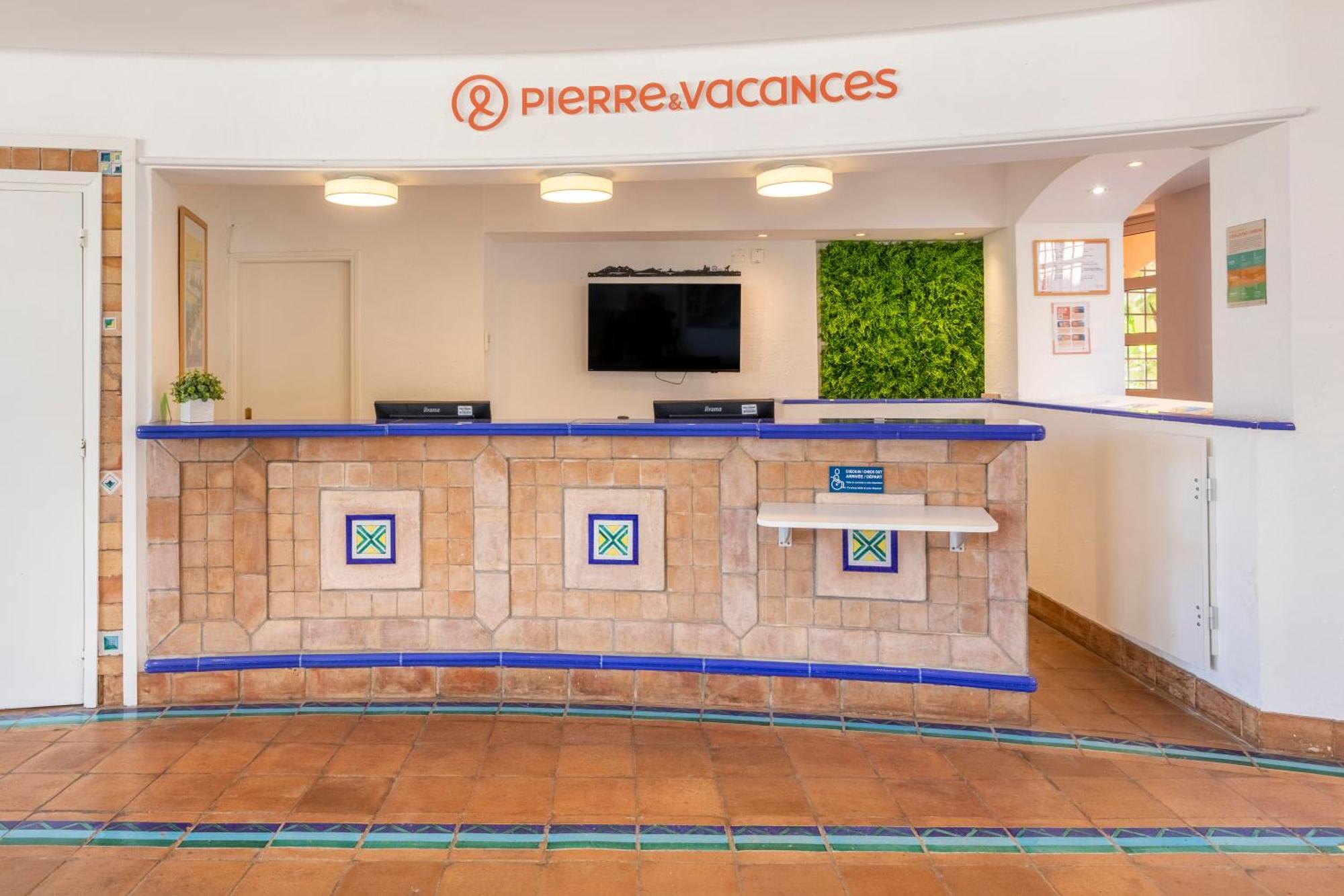 Hotel De L'Esterel Pierre & Vacances Сен-Рафаэль Экстерьер фото