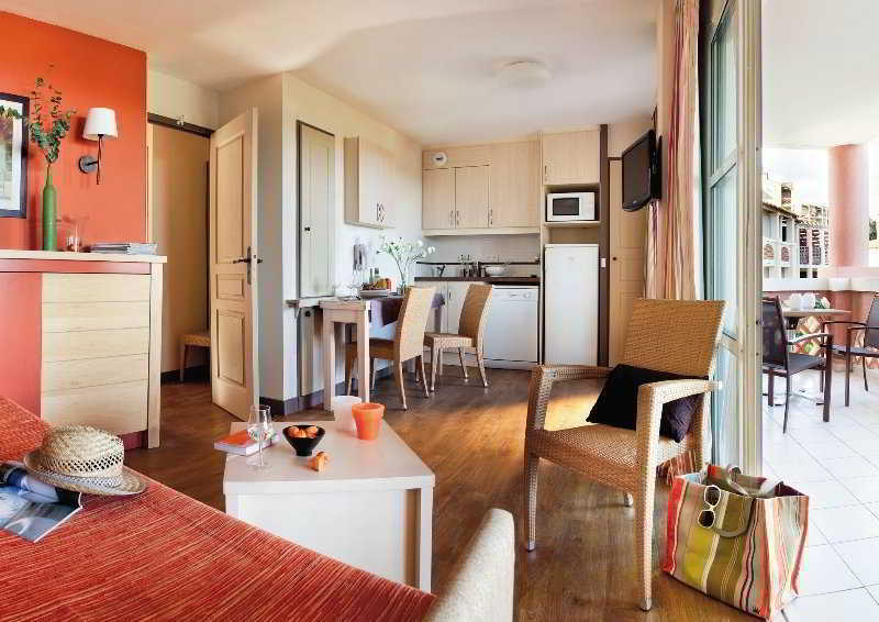 Hotel De L'Esterel Pierre & Vacances Сен-Рафаэль Экстерьер фото