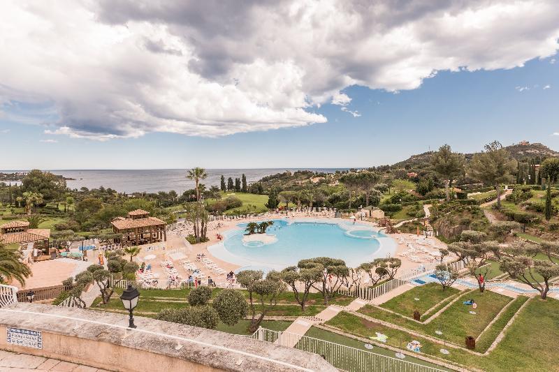 Hotel De L'Esterel Pierre & Vacances Сен-Рафаэль Экстерьер фото